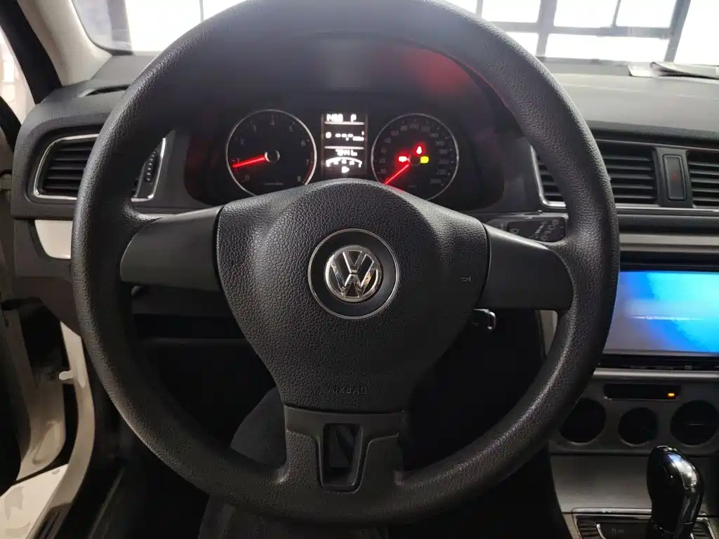 Volkswagen Gran Lavida 2015 — фото 8