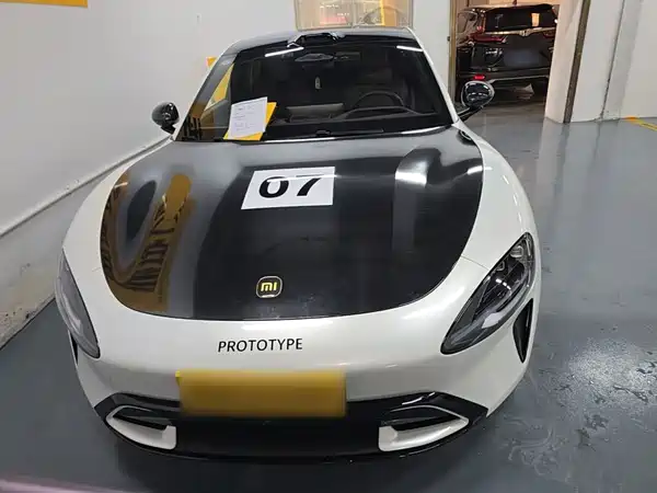 Xiaomi SU7 2025