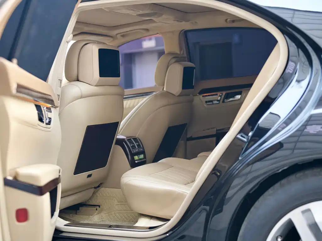 Mercedes-Benz S-Class 2011 — фото 13
