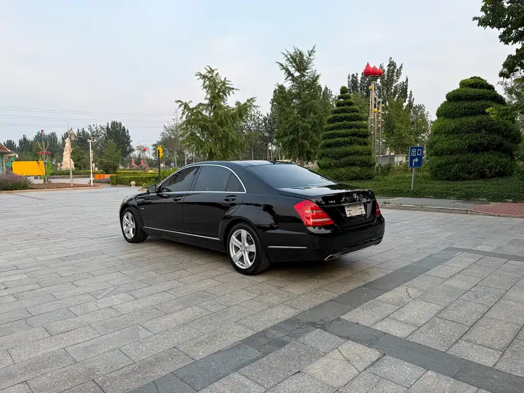 Mercedes-Benz S-Class 2013