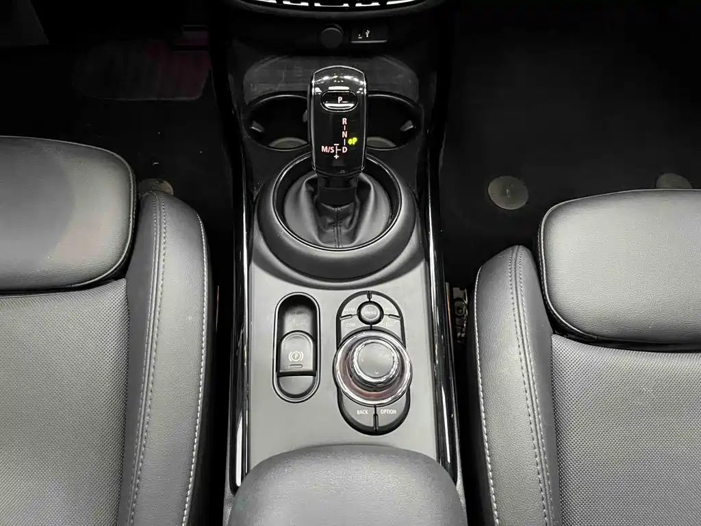 MINI Clubman 2022
