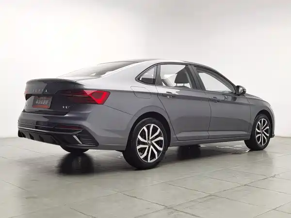 Jetta VA7 2025