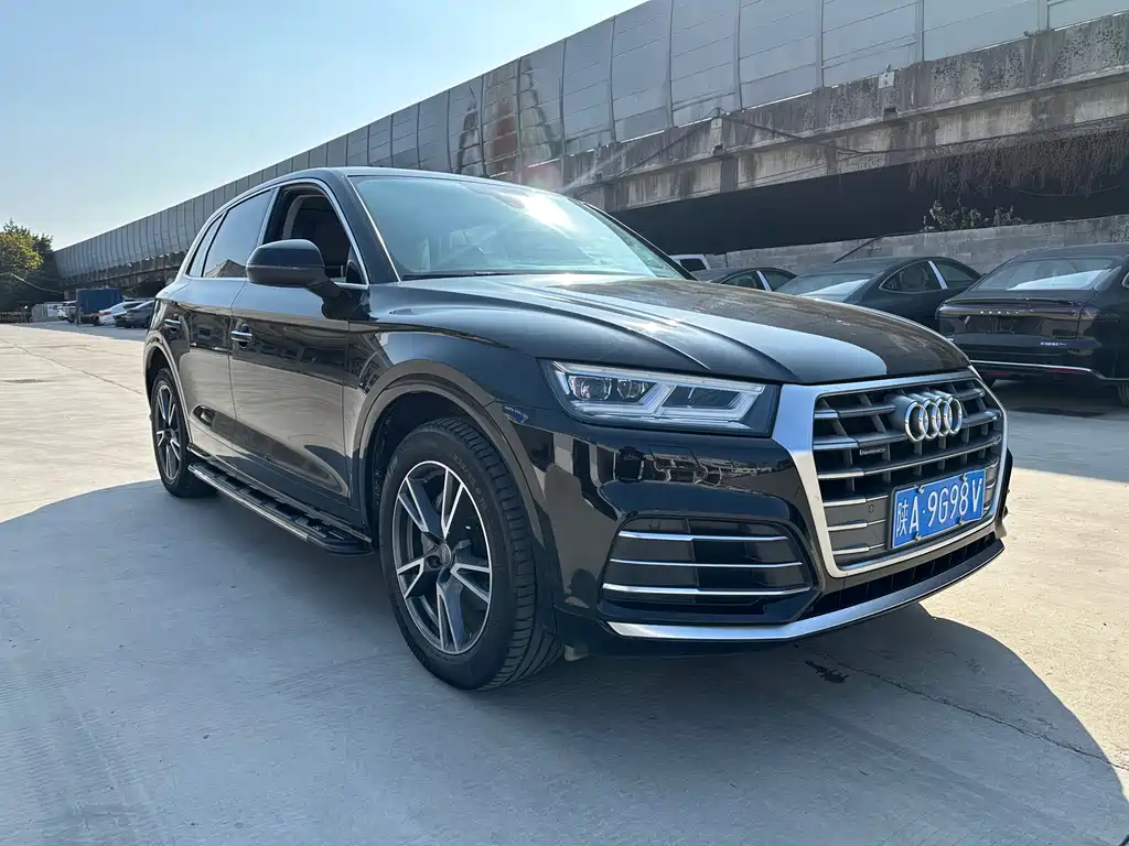 Audi Q5L 2020 — фото 3