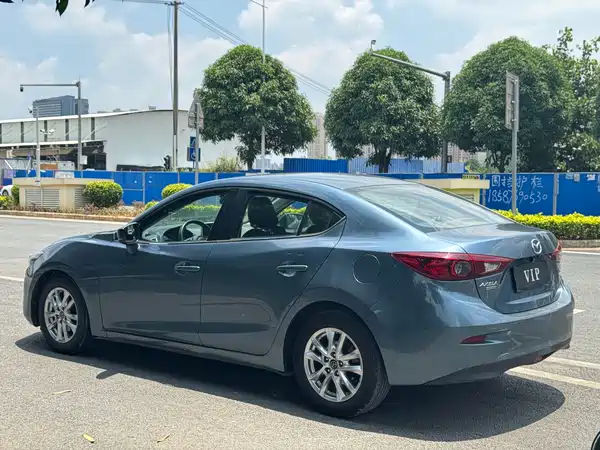 Mazda 3 Axela 2017