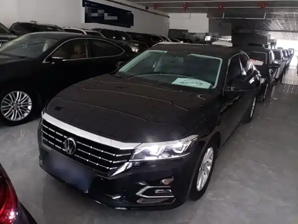 Volkswagen Passat 2021