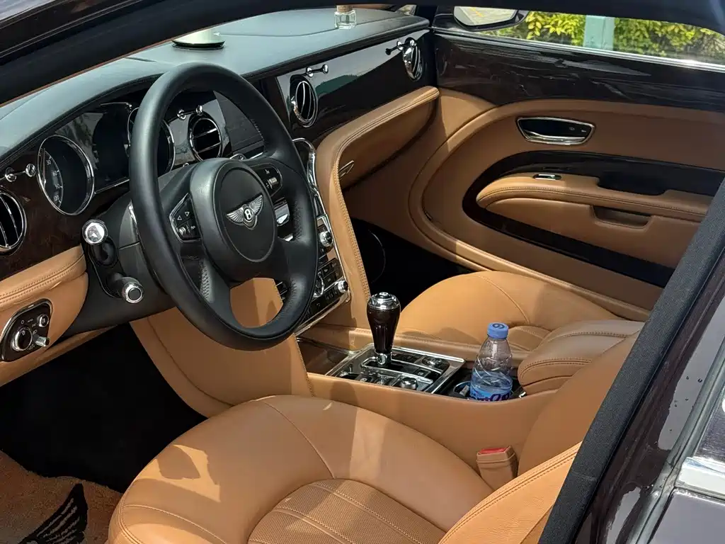 Bentley Mulsanne 2013 — фото 16