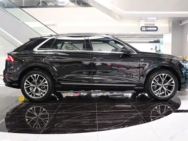 Audi Q8 2022