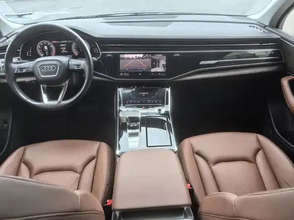 Audi Q7 2023