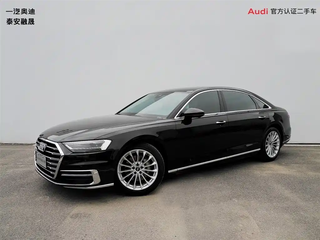 Audi A8 2022 — фото 1