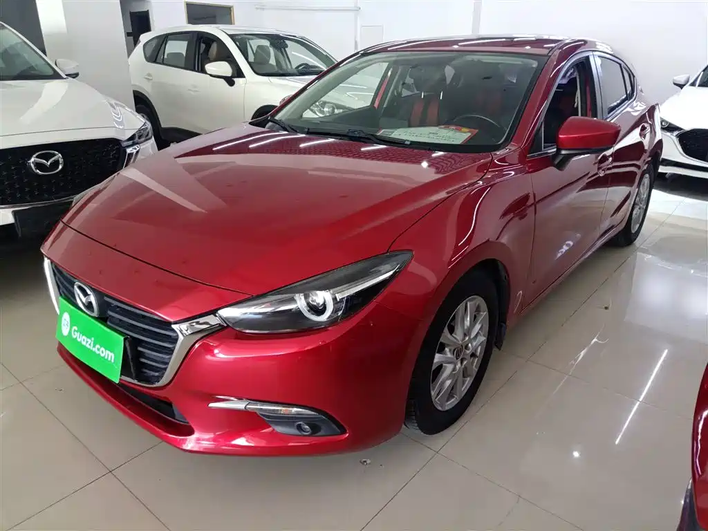 Mazda 3 Axela 2018 — фото 1