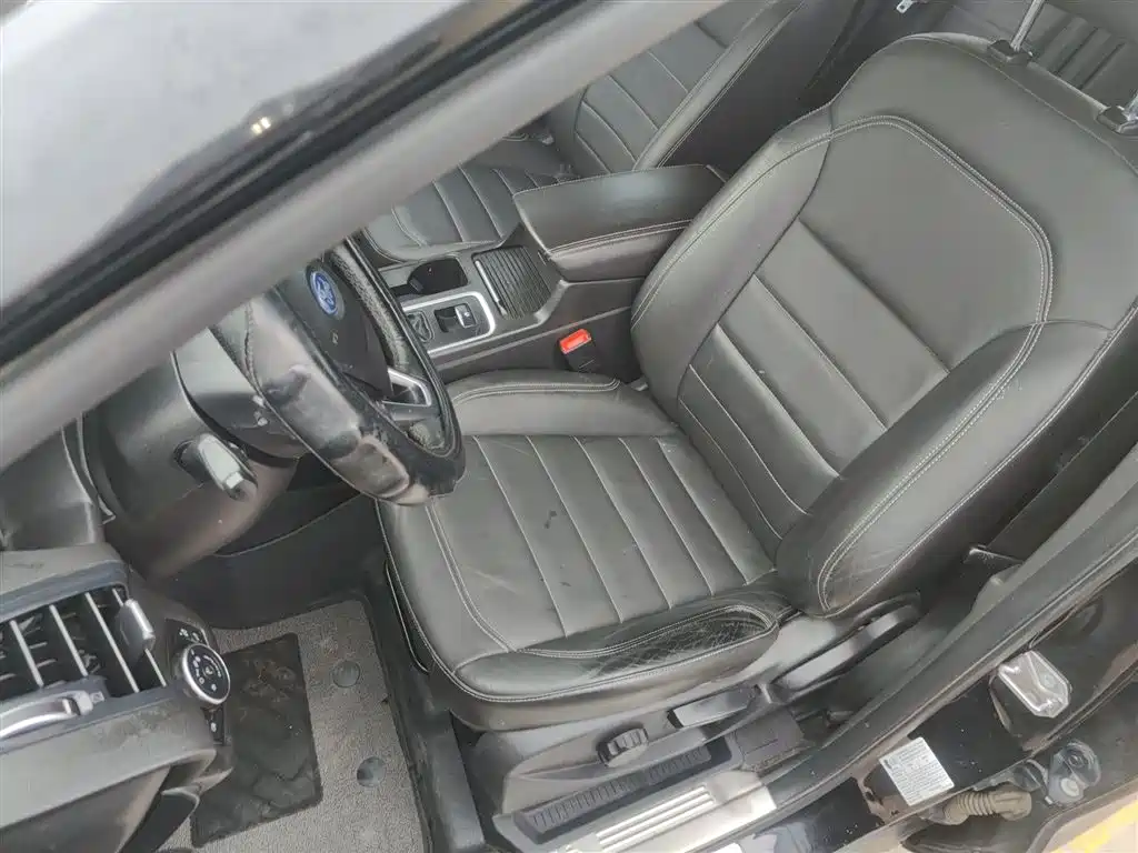 Ford Kuga 2017 — фото 14