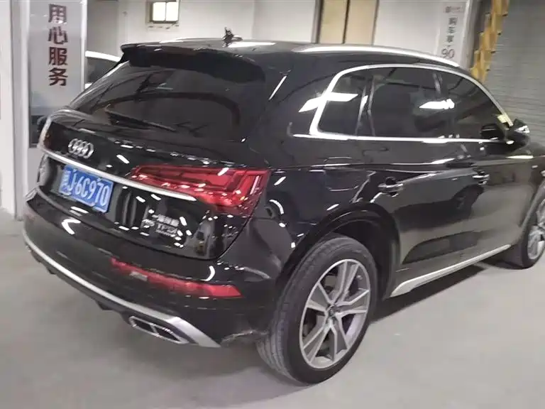 Audi Q5L 2022 — фото 5