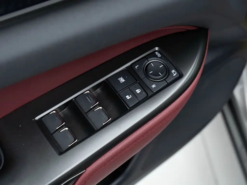 Lexus NX 2022 — фото 13