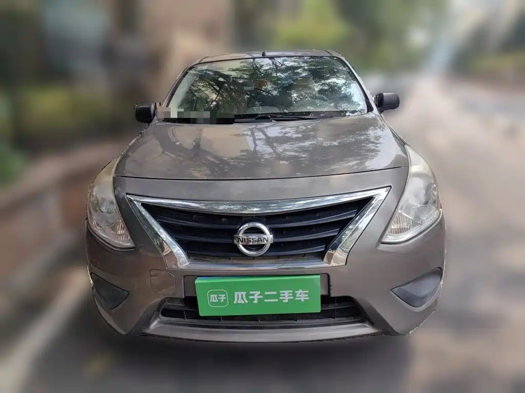 Nissan Sunny 2015 — фото 23