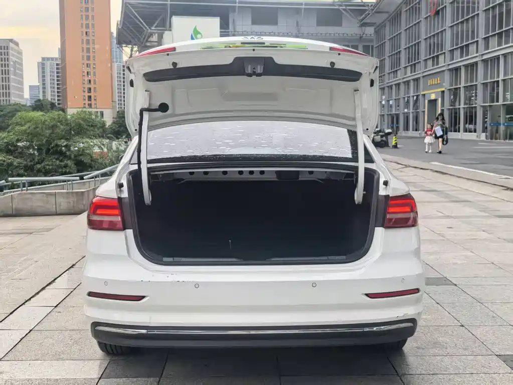 Volkswagen Lavida Pure Electric 2021 — фото 9