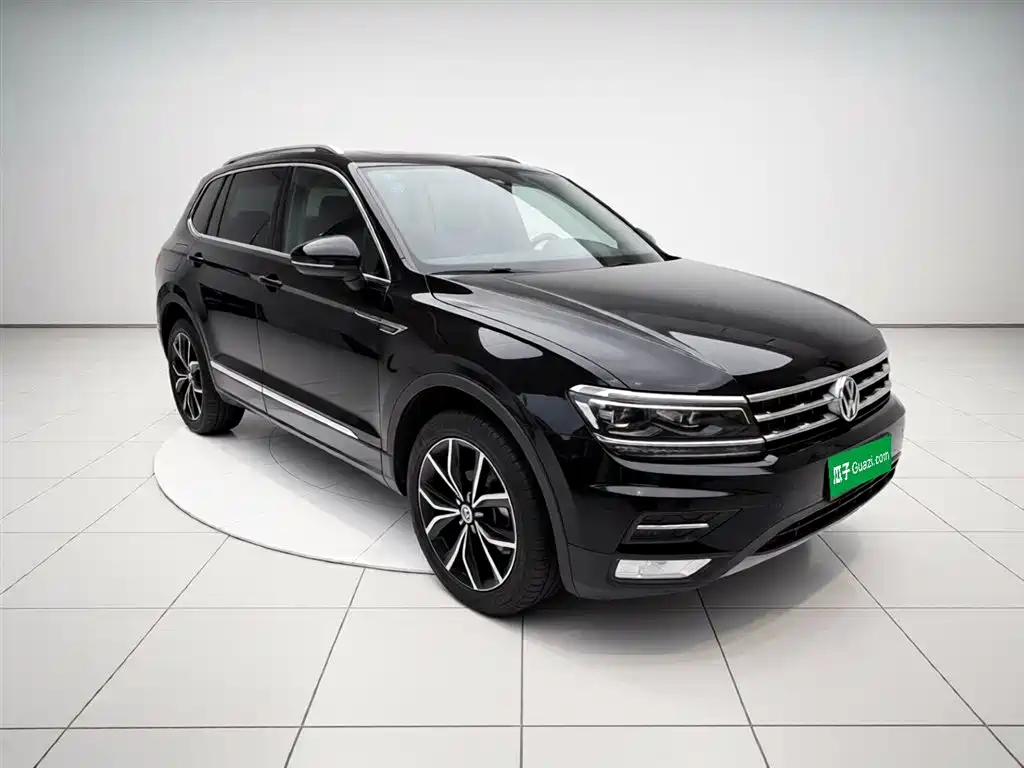 Volkswagen Tiguan L 2017 — фото 4