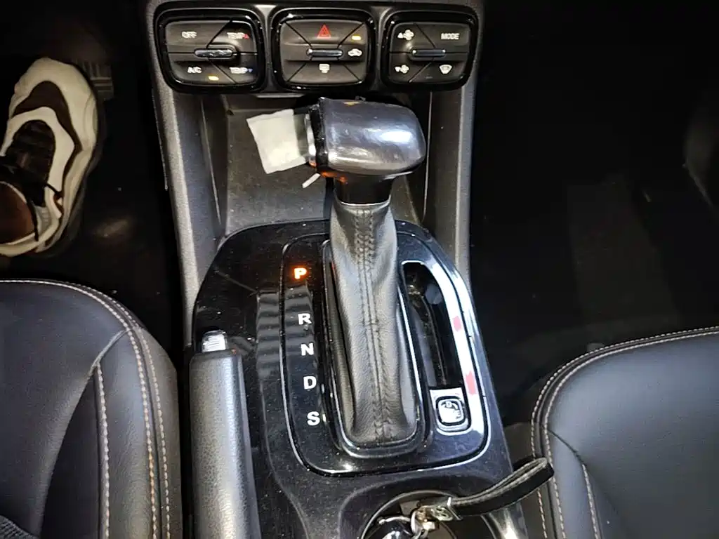 GAC Trumpchi GS3 2020 — фото 14
