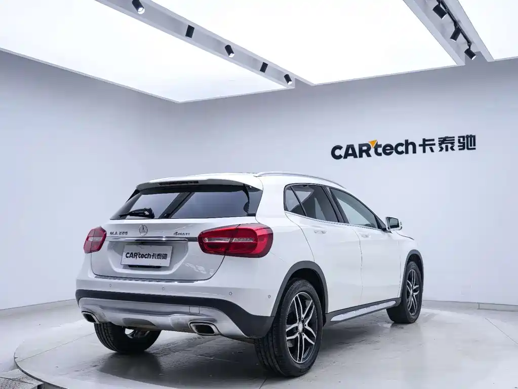 Mercedes-Benz GLA 2015 — фото 20