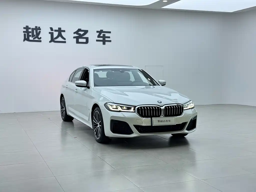 BMW 5 Series 2022