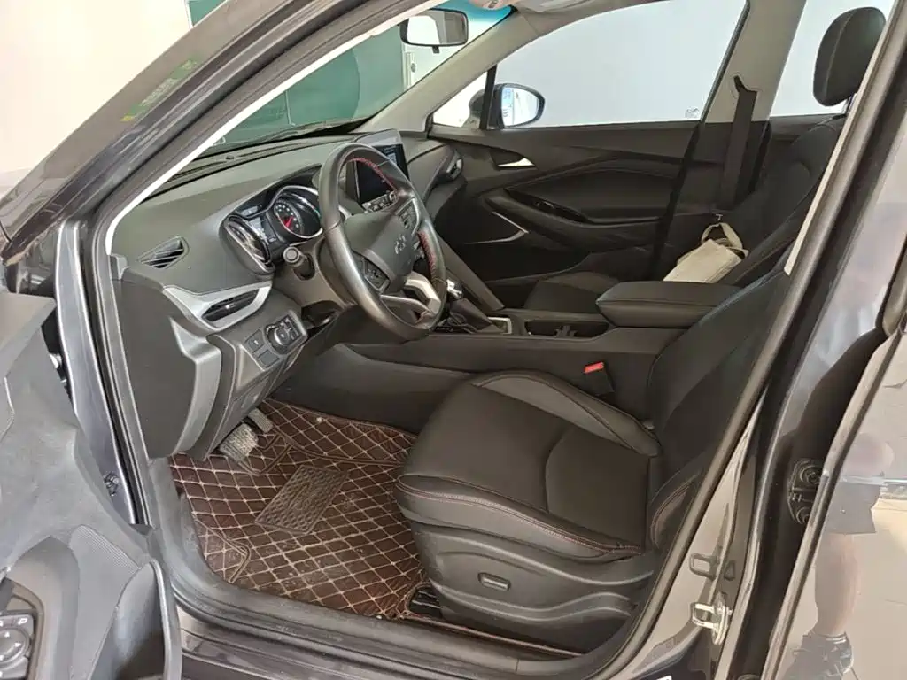 Chevrolet Orlando 2020 — фото 15