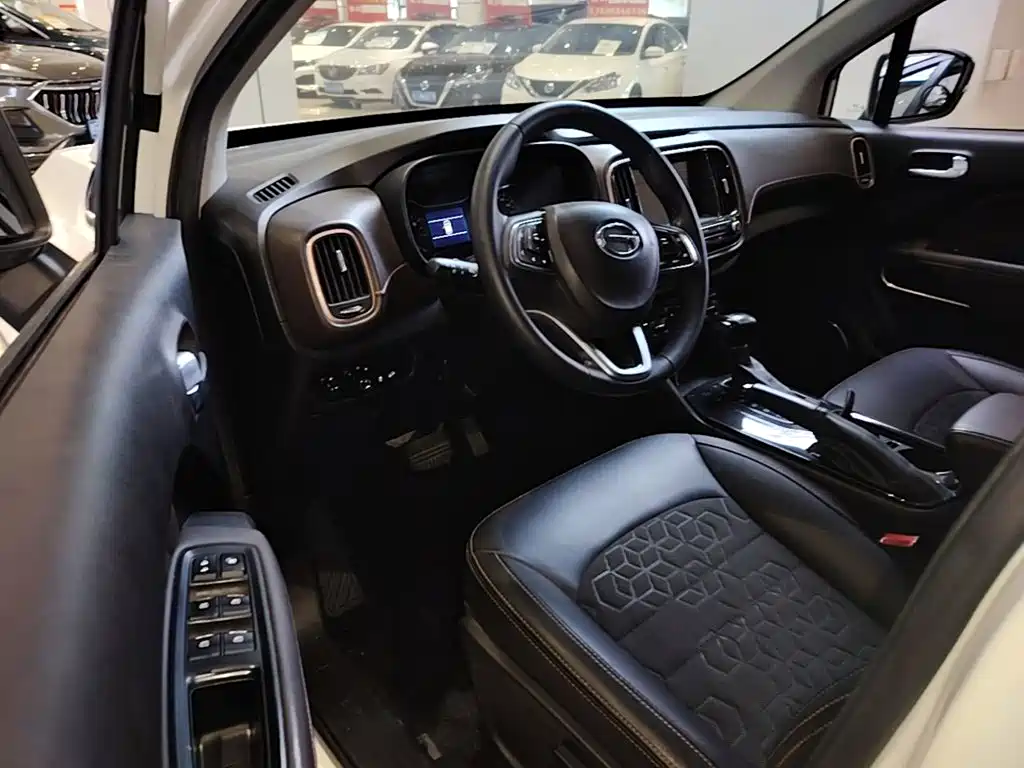 GAC Trumpchi GS3 2020 — фото 16
