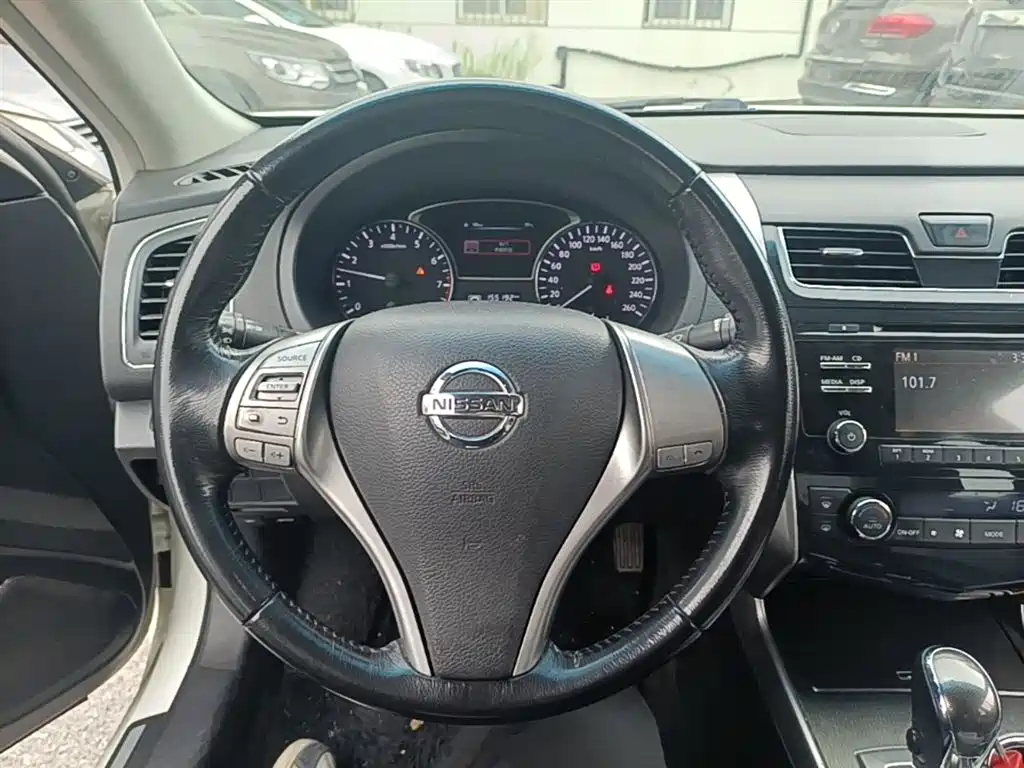 Nissan Teana 2016 — фото 17