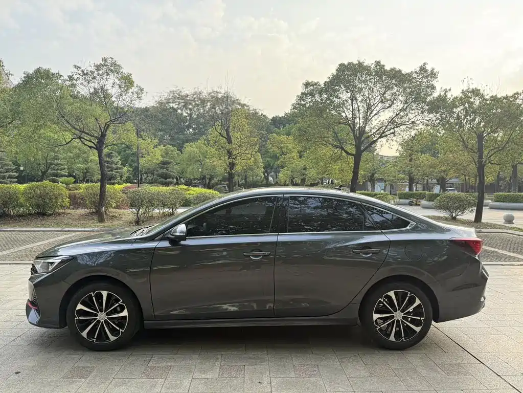 Changan Escape 2023 — фото 18