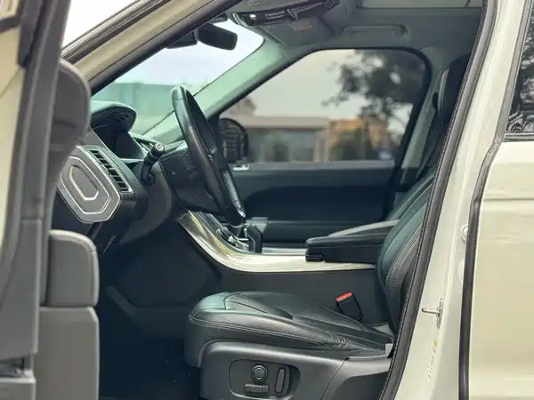 Land Rover Range Rover Sport 2021