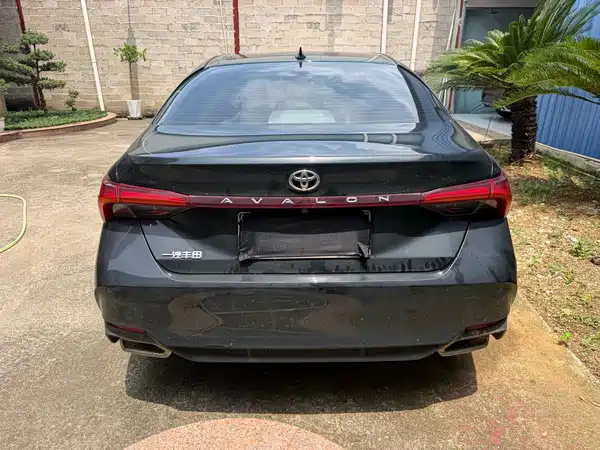 Toyota Avalon 2023