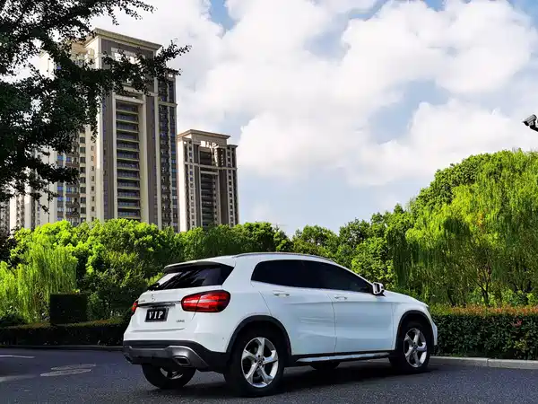 Mercedes-Benz GLA 2019