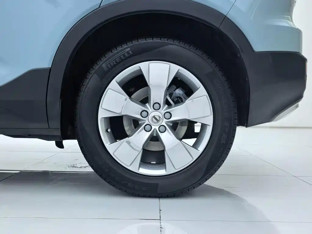 Volvo XC40 2018 — фото 25