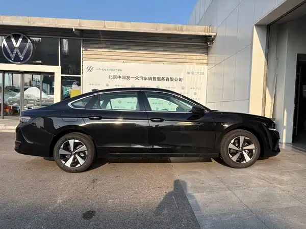 Volkswagen Magotan 2026