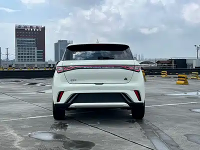 BYD Dolphin 2023