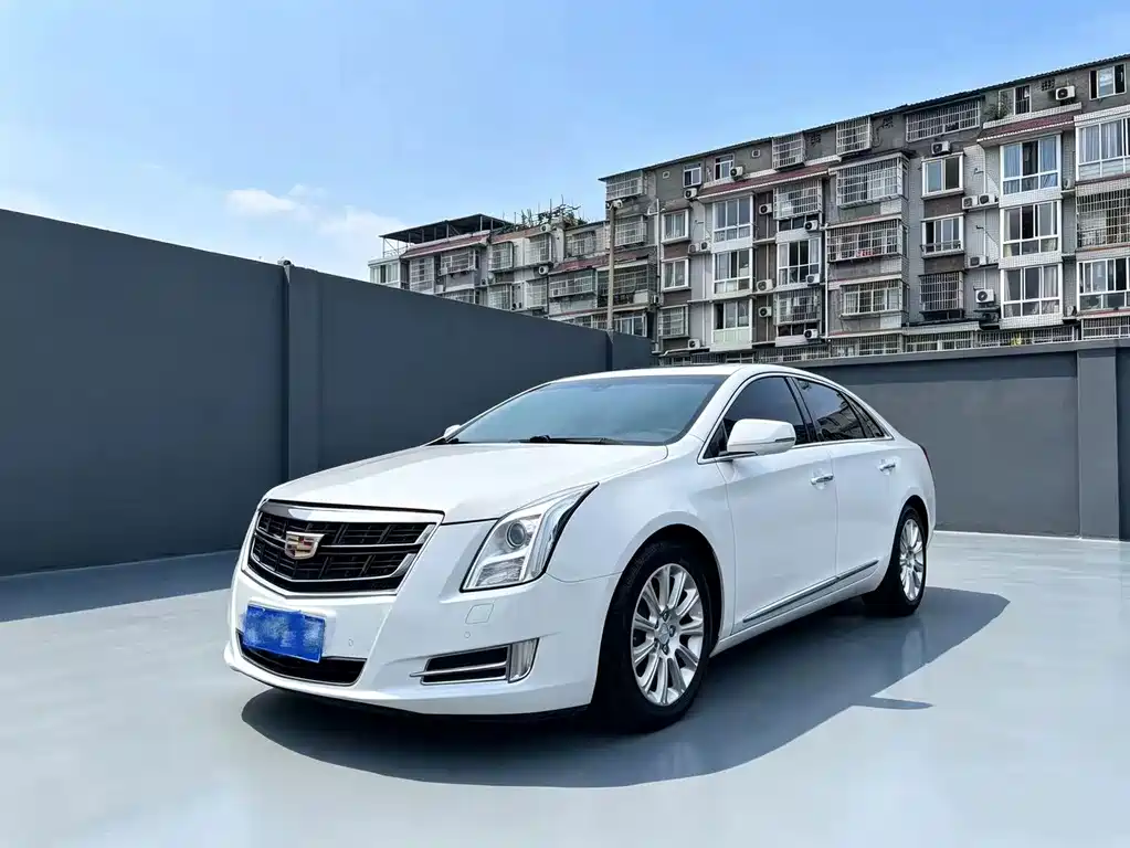 Cadillac XTS 2016 — фото 1