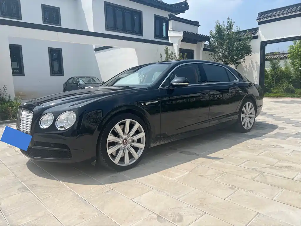 Bentley Flying Spur 2018 — фото 1