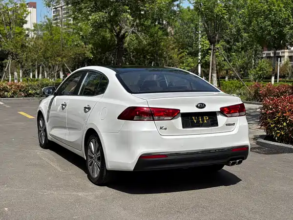Kia K4 2015
