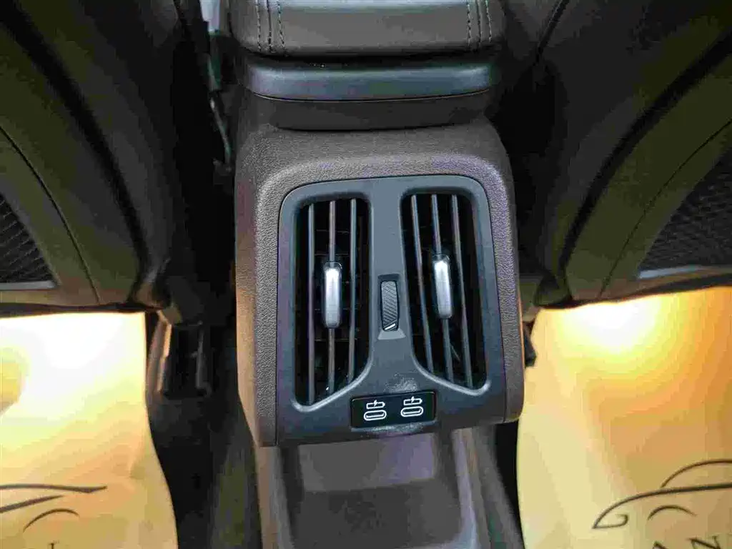 BMW X2 2025 — фото 18