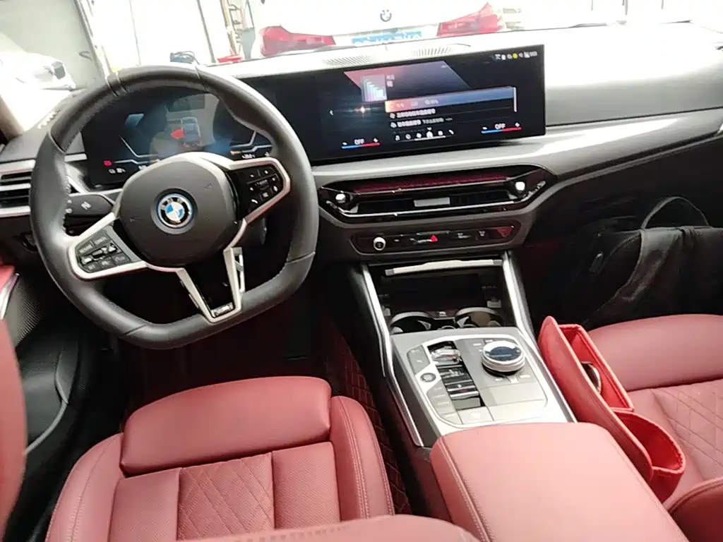 BMW i3 2025 — фото 10