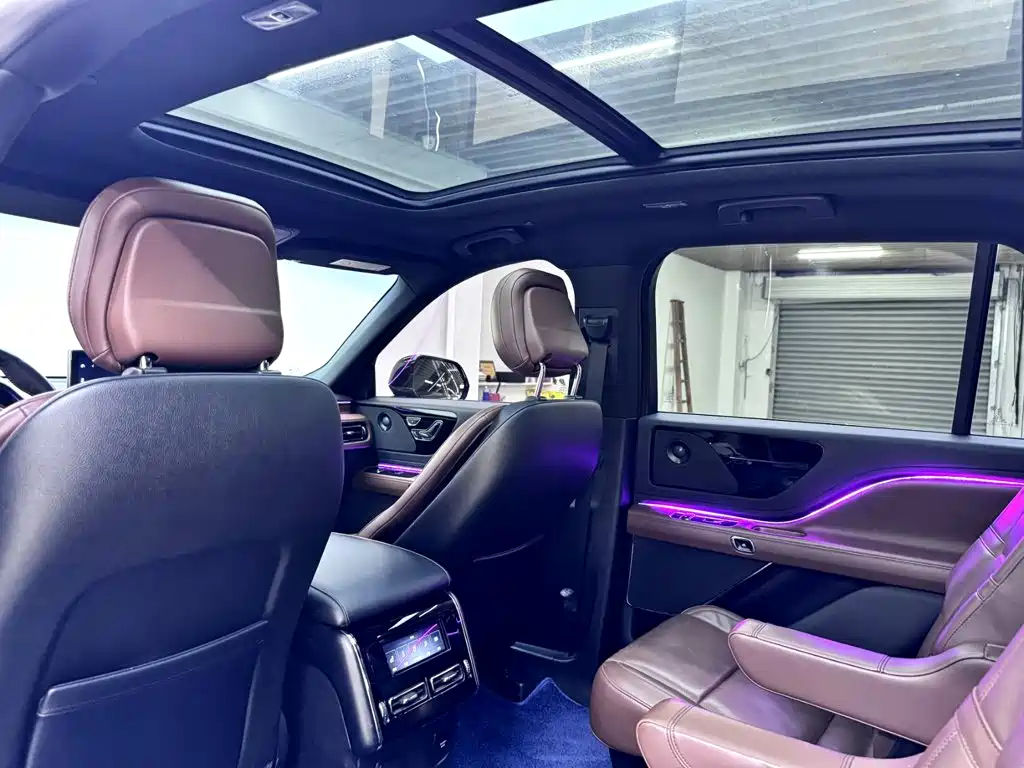 Lincoln Aviator 2020 — фото 19