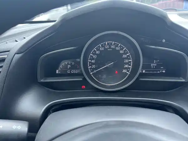 Mazda 3 Axela 2017