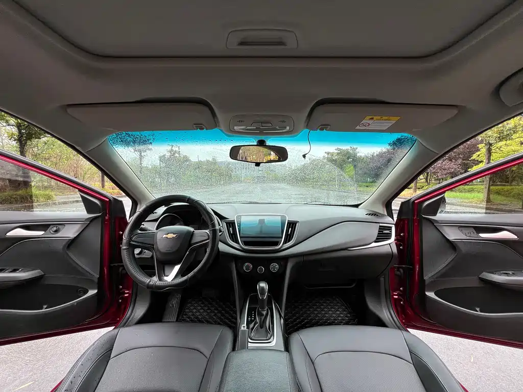 Chevrolet Cavalier 2018 — фото 9