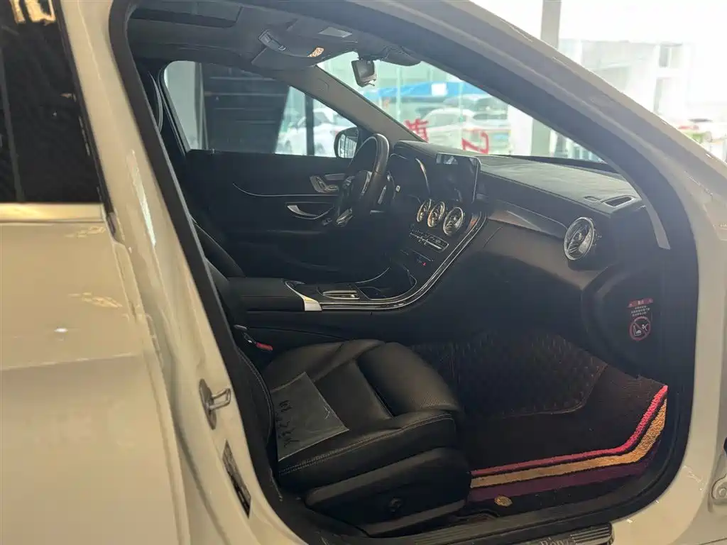 Mercedes-Benz C-Class 2019 — фото 12