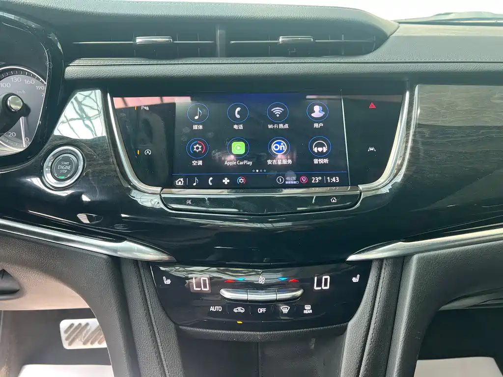 Cadillac XT6 2022 — фото 17