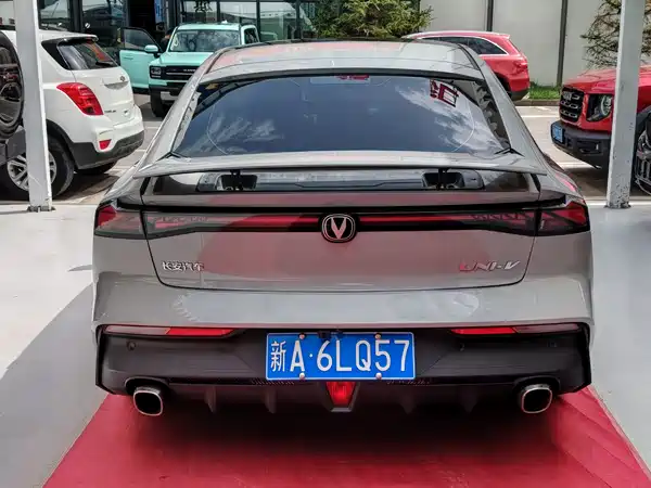 Changan UNI-V 2022