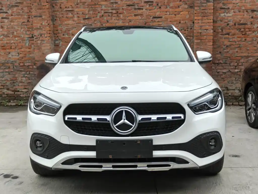 Mercedes-Benz GLA 2020