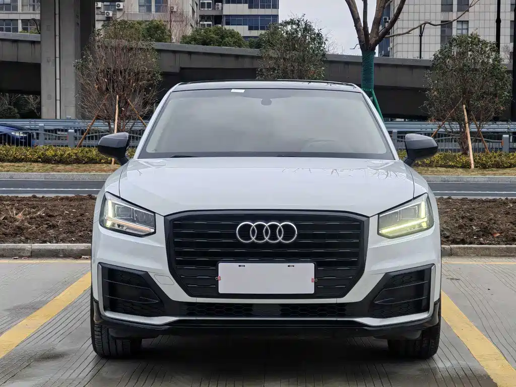 Audi Q2L 2019 — фото 2