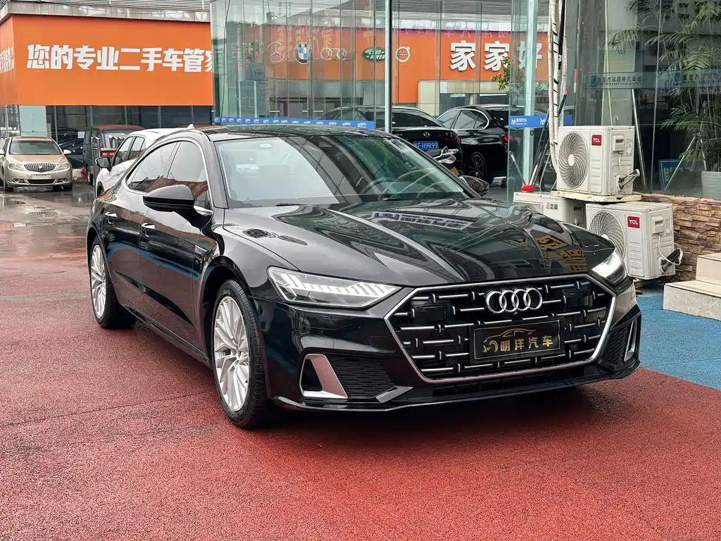 Audi A7L 2023 — фото 2