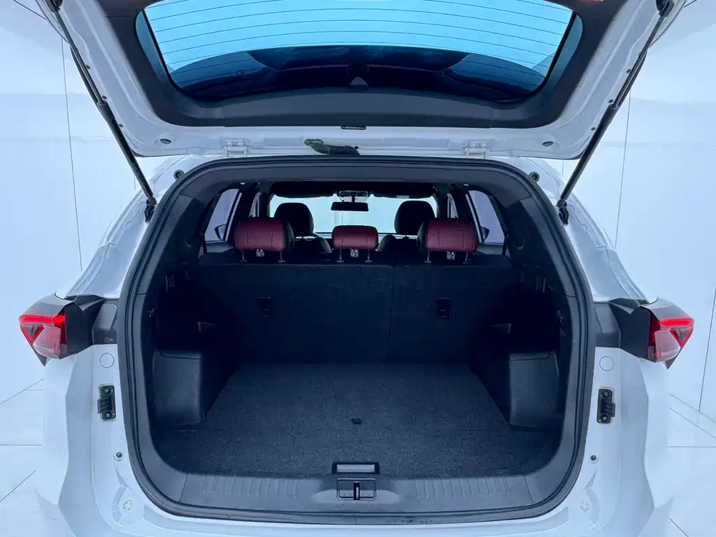 Jetour X70 PLUS 2022 — фото 13