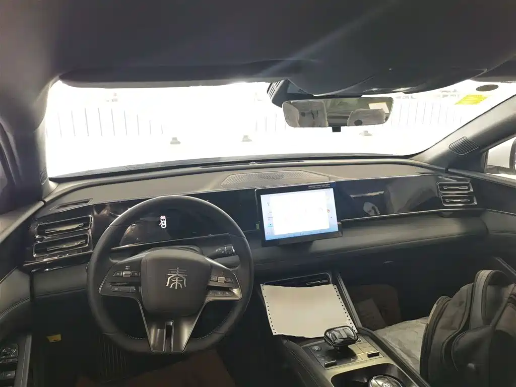 BYD Qin L 2025 — фото 10
