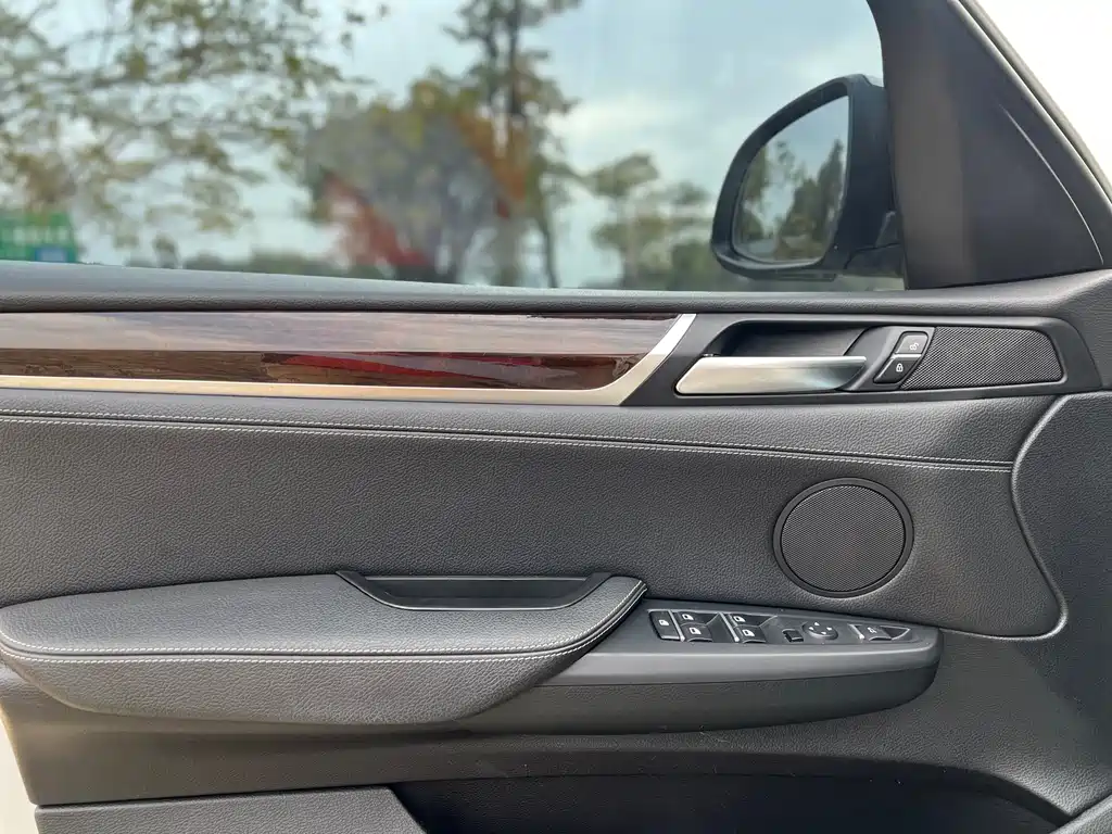 BMW X3 2015 — фото 25